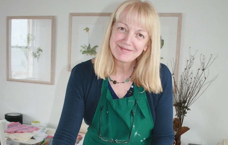 Photo of Lynette Gray in her studio