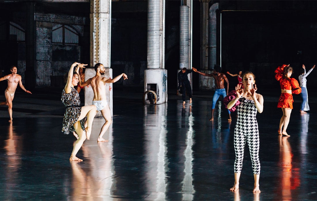 Photo of a performance of 10,000 Gestures