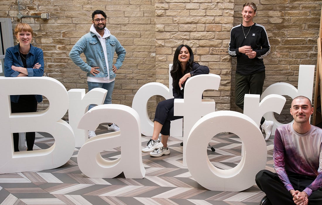 L-R: May McQuade, Hunnan Haider, Pakeezah Zahoor, Si Cunningham, Jack Lynch.