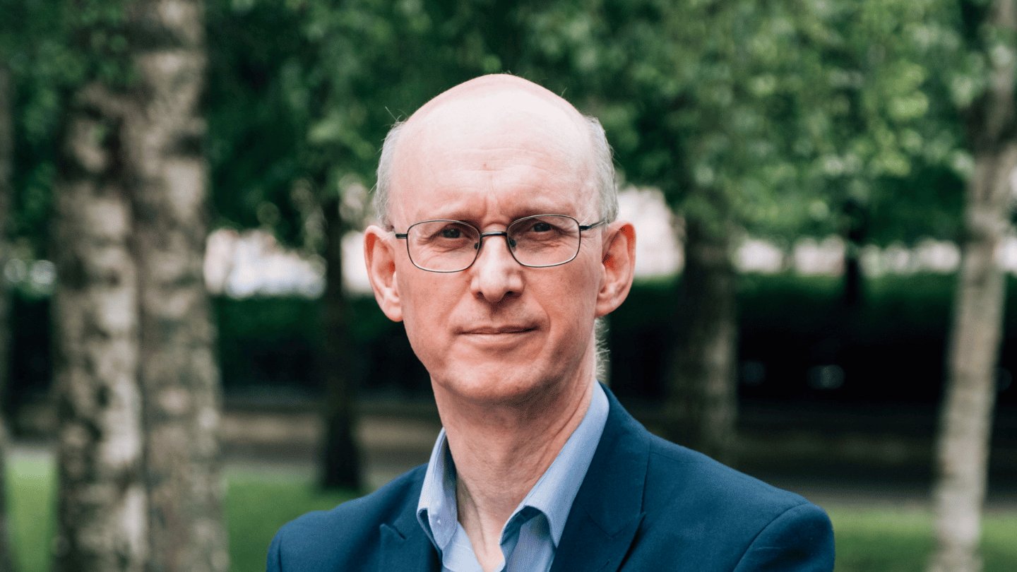 A headshot of Richard Wakely