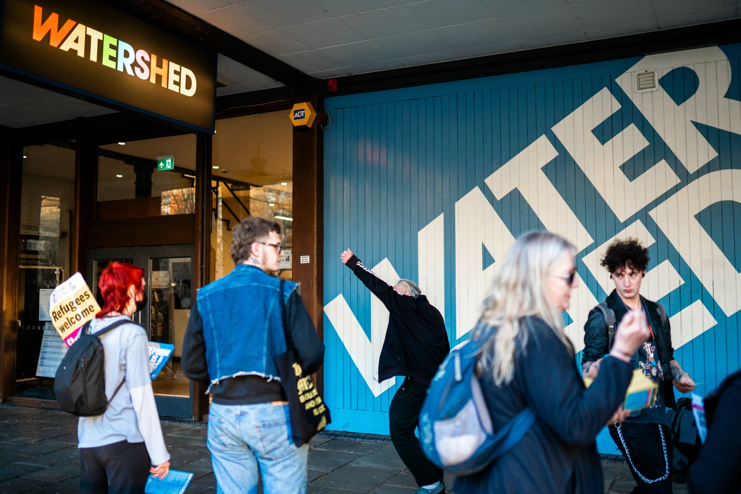 How to support democracy in times of political extremism