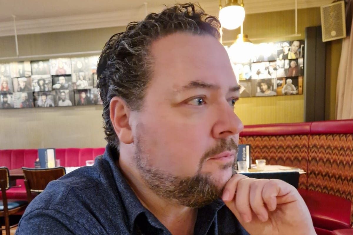 Dr David McMenemy  CILIP