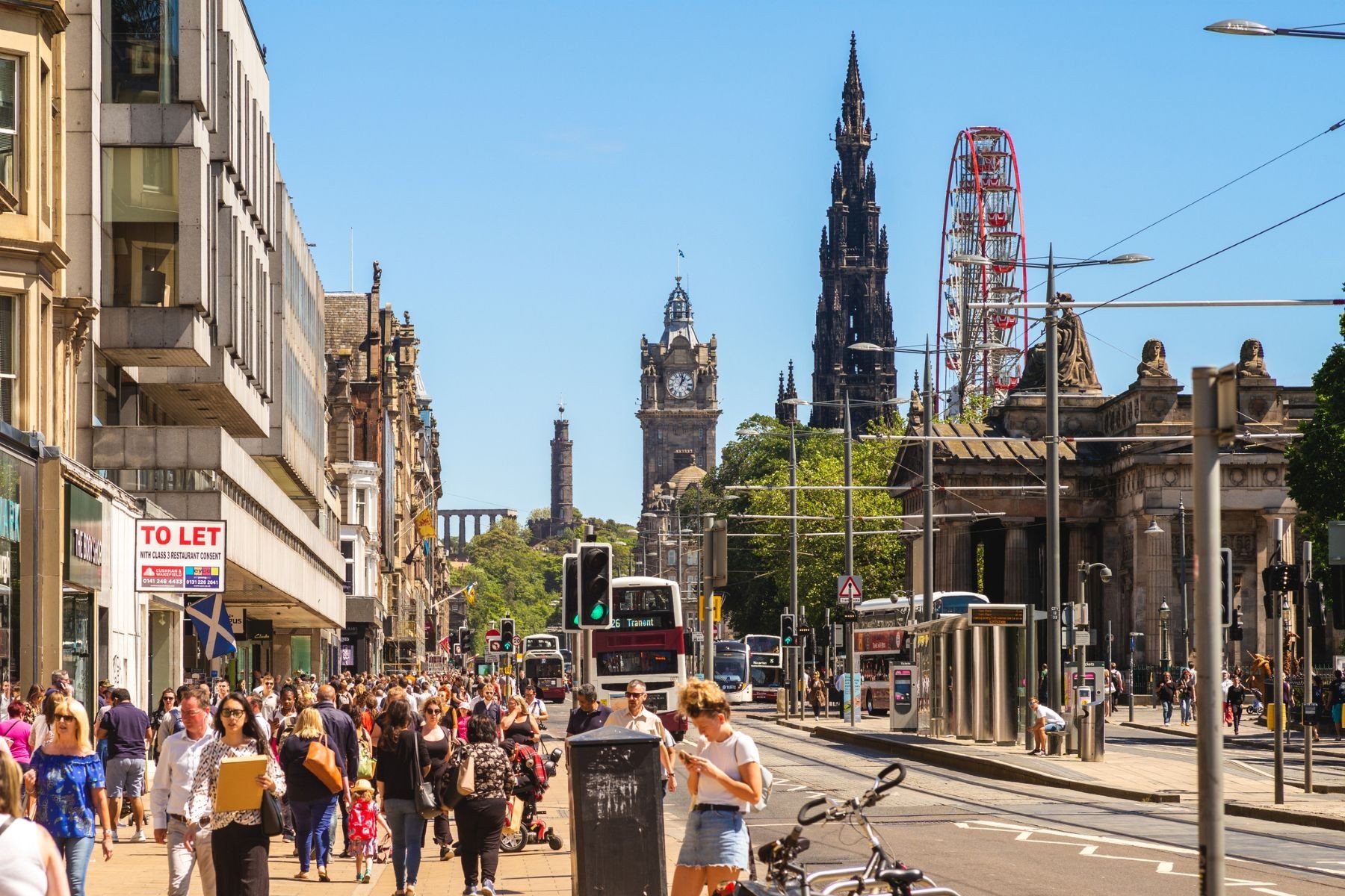 Edinburgh festival attendees told to plan ahead for travel disruption after fire