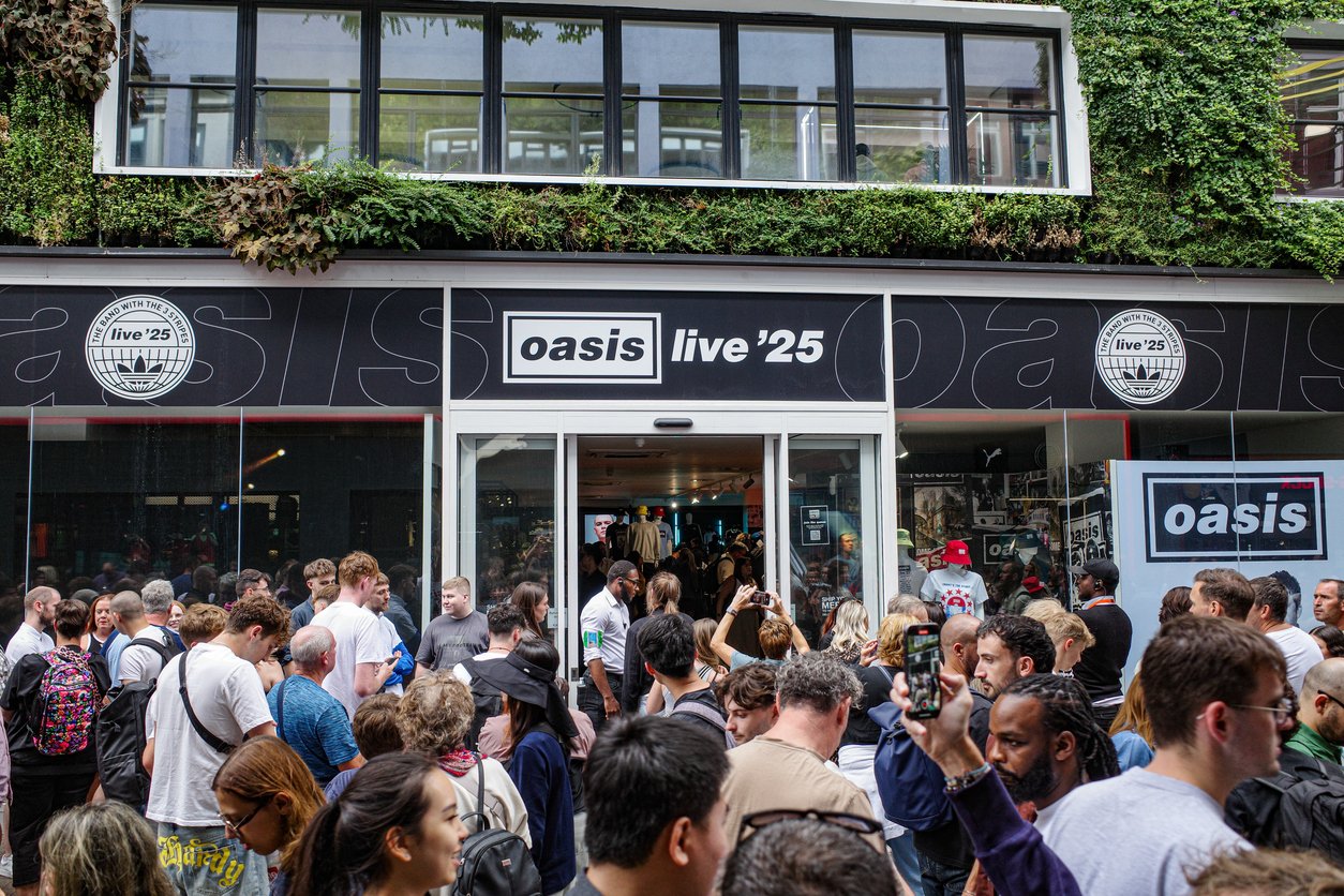 London, UK - 26 July, 2025:  Fans visit the Oasis Live 25 pop-up store on Carnaby Street, Soho, ahead of concert dates at Wembley Stadium