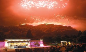Bank of Scotland fireworks at the Edinburgh International Festival. Photo: Peter Sandground