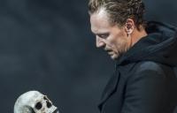 Photo of actor with skull