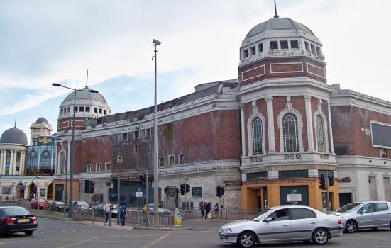 Photo of the exterior of Bradford Odeon