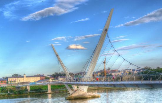 Image of Peace Bridge