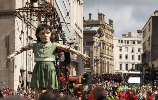 Photo of giant street puppet theatre
