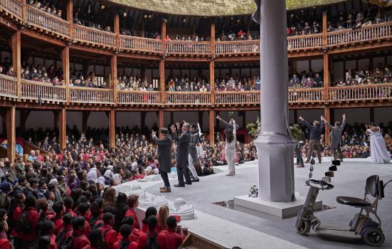 Photo of cast on stage at Globe Theatre